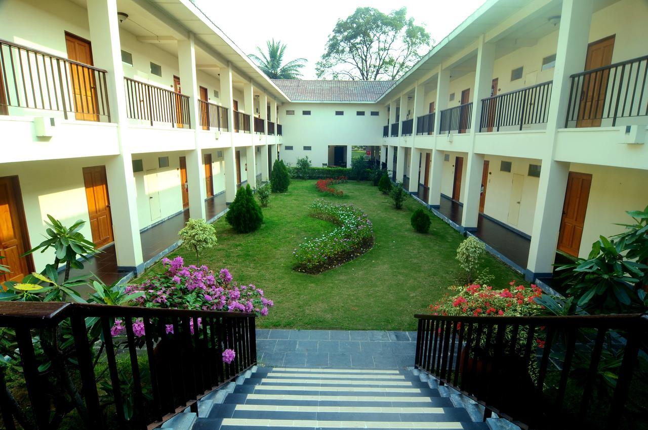 Sakura Inn Bagan Exterior photo